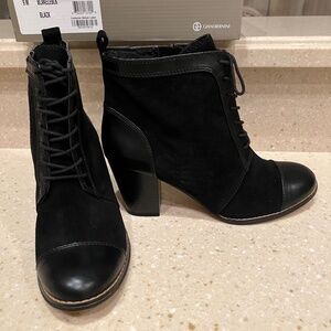 Womans Shoe Boots